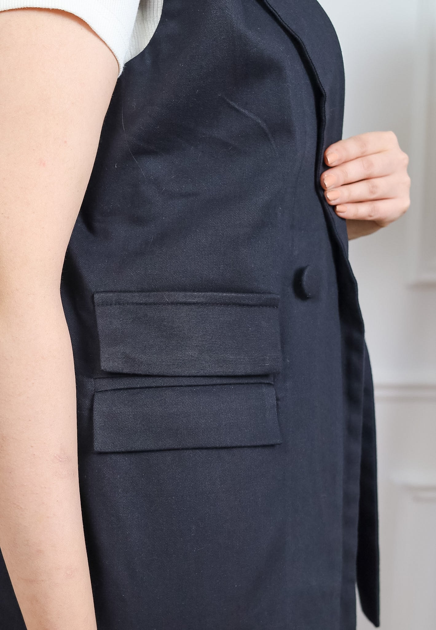 Veloura Vest
