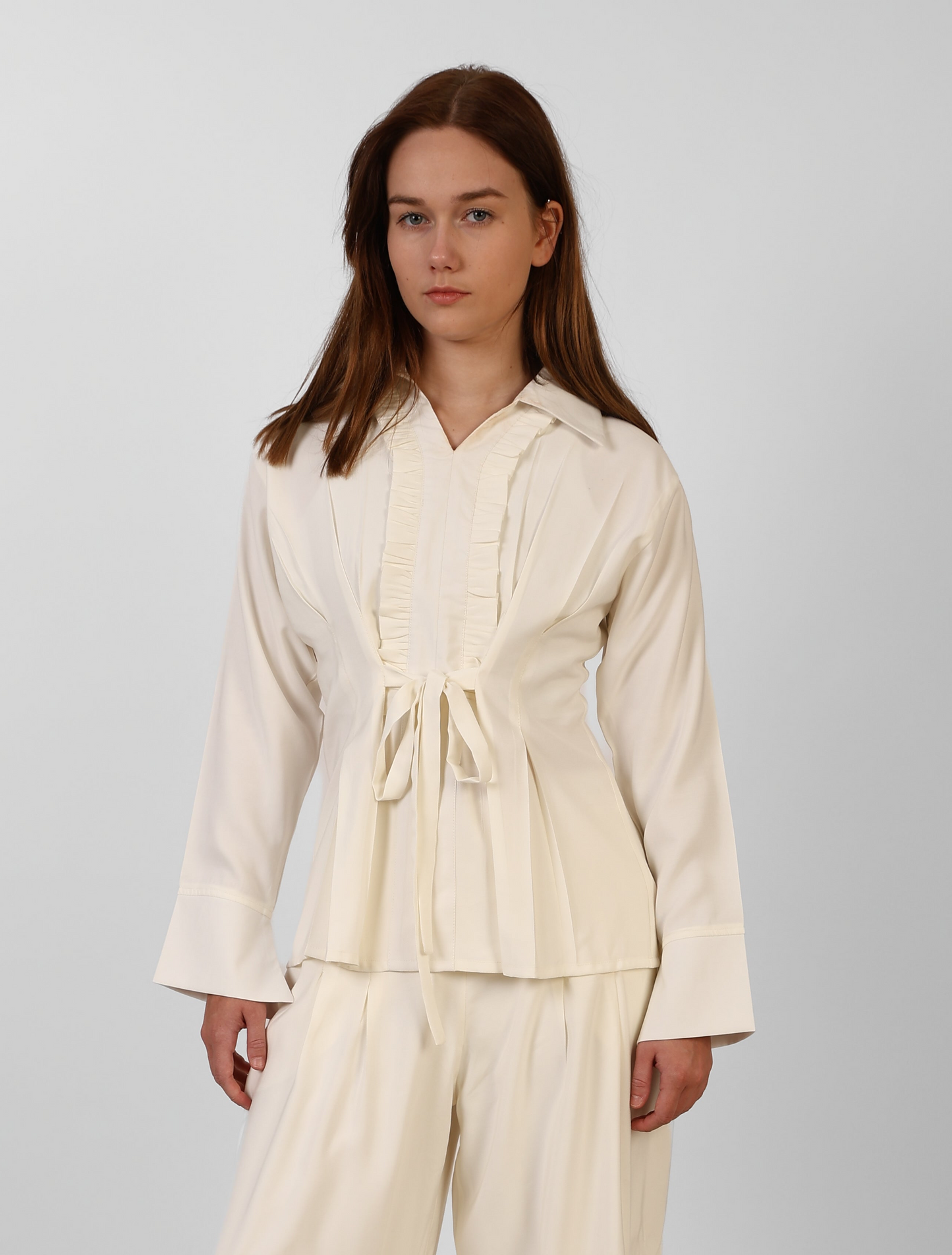 Minimal Ivory Top