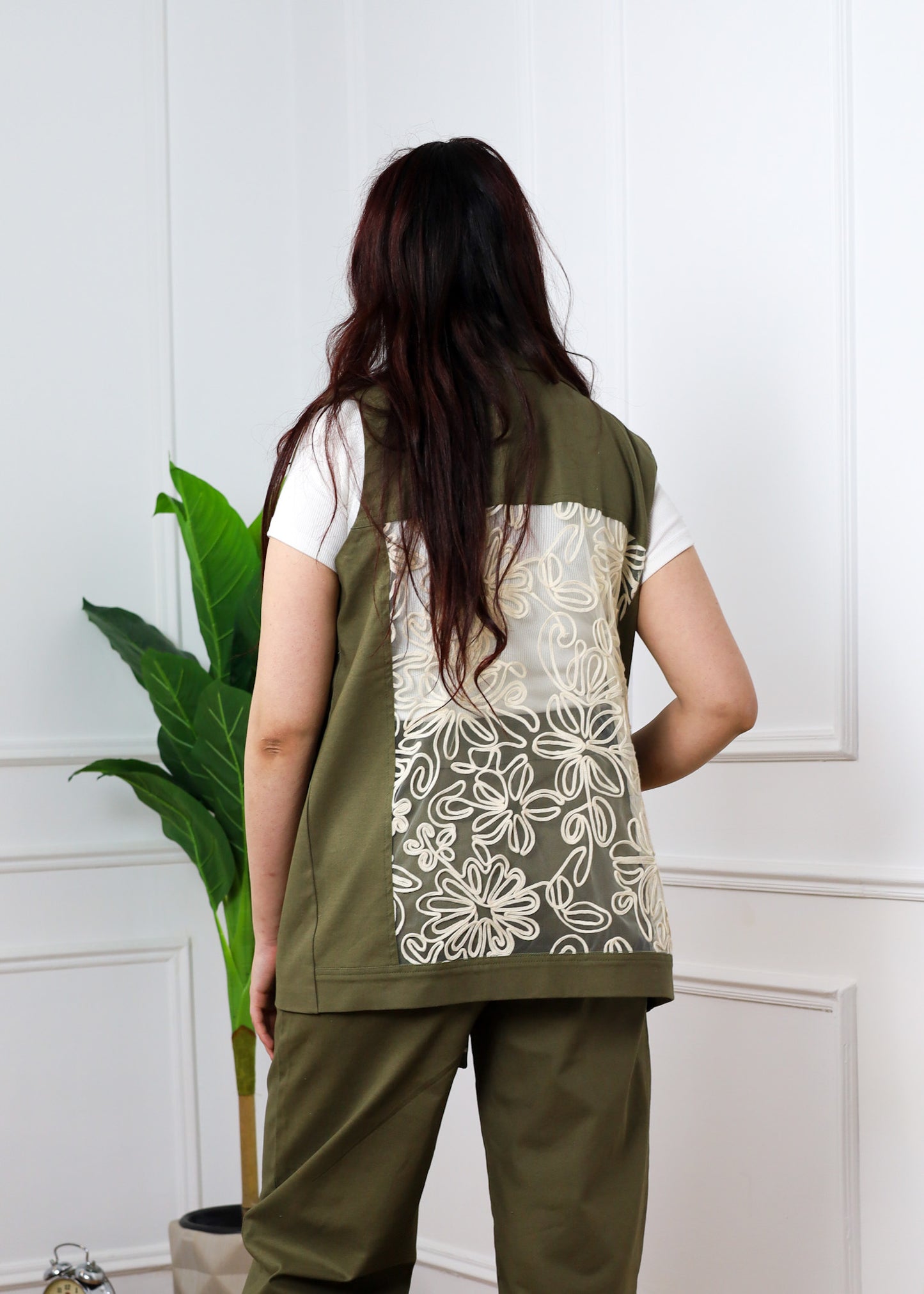 Veloura Vest